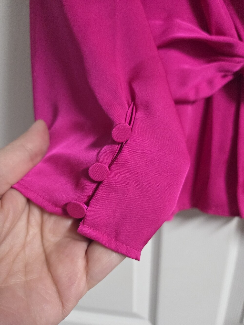 Express Fuchsia Wrap Blouse with Front Knot Detail - Size XL - Picture 4 of 7